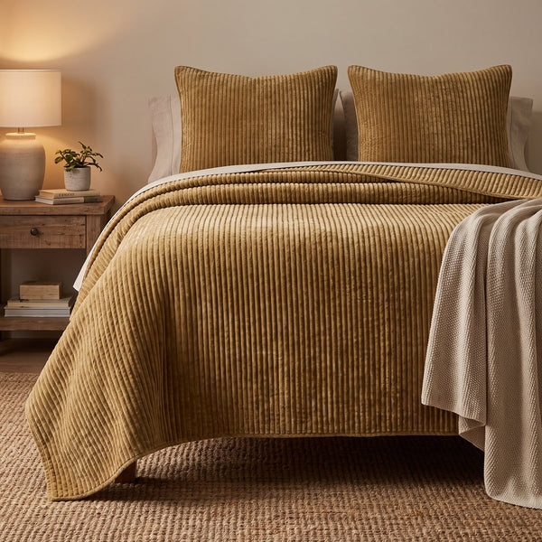 Palazzo Velvet Coverlet – Antique Gold