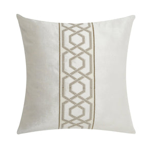 RETAIL-ONLY: Sarafina 22″ x 22″
